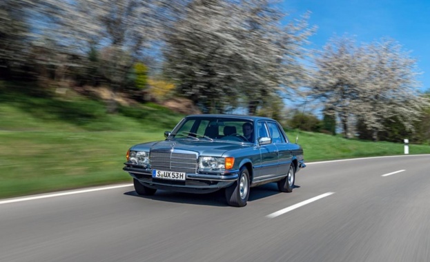Mercedes 450 SEL 6.9: „Най-добрата кола“ на своето време навършва 50 Mercedes 450 SEL 6.9: „Най-добрата кола“ на своето време навършва 50
