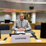 Зам.-министър Петър Младенов коментира въздействието на дезинформацията и манипулациите в киберпространството върху живота на младите на заседание в Брюксел