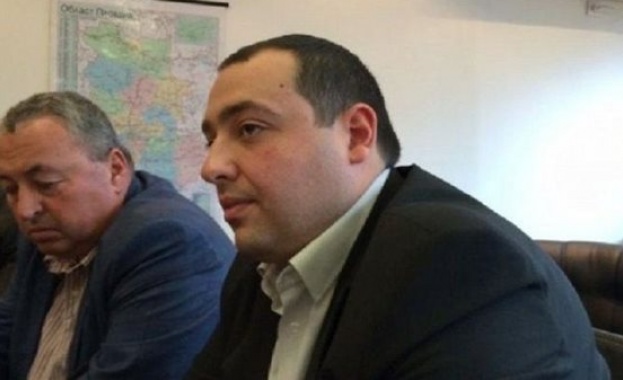 Сериозни затруднения изпитват шофьорите които преминават по автомагистрала Тракия заради