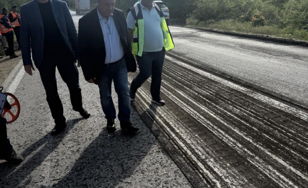 Министърът на регионалното развитие и благоустройството Иван Иванов провери дейностите