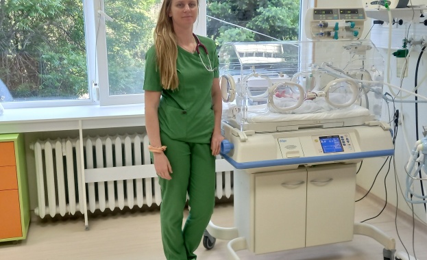 Лекари от Неонатологията на УМБАЛ Пловдив се борят за живота