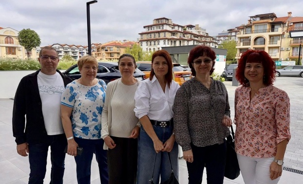 В месеца в който отбелязваме Деня на фармацевта 24