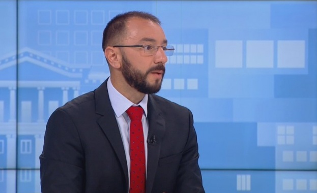 Хекимян: София на Васил Терзиев е тази картина, която виждаме с дерайлиралия трамвай