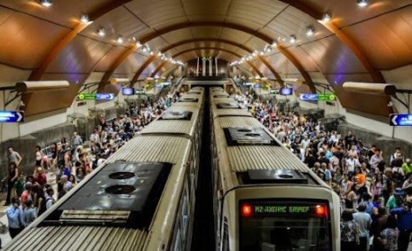 Метрото и част от линиите на градския транспорт в София ще се движат удължено във Великденската нощ