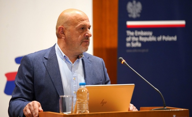 Сектор отбрана е мощен акселератор за цялото икономическо развитие на България