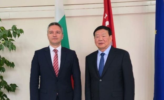 Кристиан Вигенин: Европейският Коридор 8 ще свърже Китай и ЕС през България