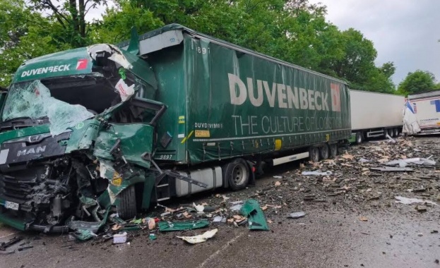 Международният път Е79 Монтана Видин край монтанското село Смоляновци