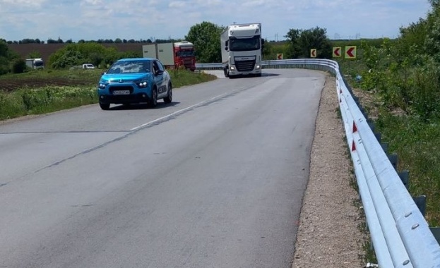 За повишаване безопасността на движение по път II 13 Бяла