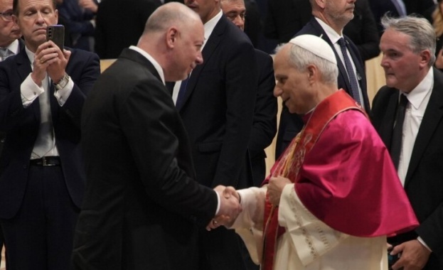 Премиерът Росен Желязков от Негово Светейшество папа Лъв XIV в