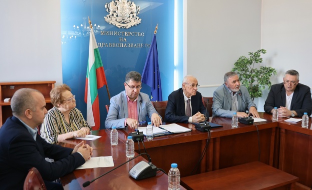 4 милиона българи ще могат да се изследват безплатно за рак на маточната шийка и дебелото черво