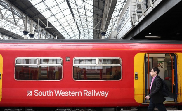 Във Великобритания South Western стана първата частна железопътна компания която