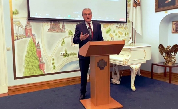 Лидерът на ПП АБВ Румен Петков взе участие в Международната