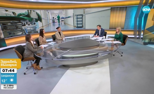 Млади лекари и медицински сестри излязоха на протест в различни