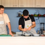 Иван Манчев и Димитър Тончев с кулинарно шоу из страната