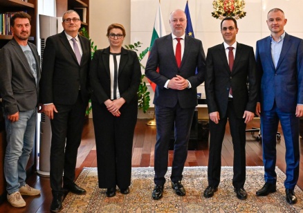 Премиерът Росен Желязков и парламентарната комисия по култура и медии се срещнаха с представители на CISAC и на МУЗИКАУТОР