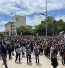 Протести срещу еврото – кой ще спре инфлацията и кога да обменим спестяванията си