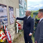 Министър Георгиев откри паметна плоча Никога повече тоталитаризъм