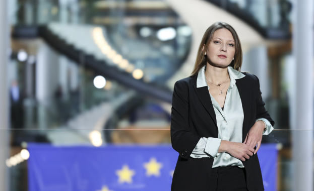 Цветелина Пенкова евродепутат от групата на Прогресивния алианс на социалистите