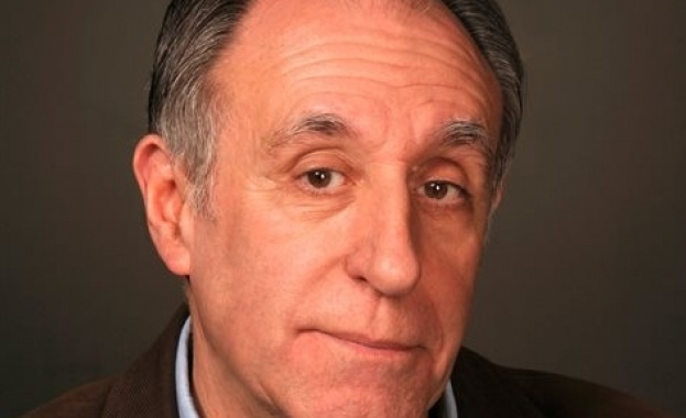 Проф. Божидар Манов за човещината в киното: Кръвта навсякъде е червена