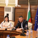 Заместник-министър Бурджев: Проблемът с високата смъртност на пчелите е комплексен и трябва да се решава съвместно от заинтересованите страни   