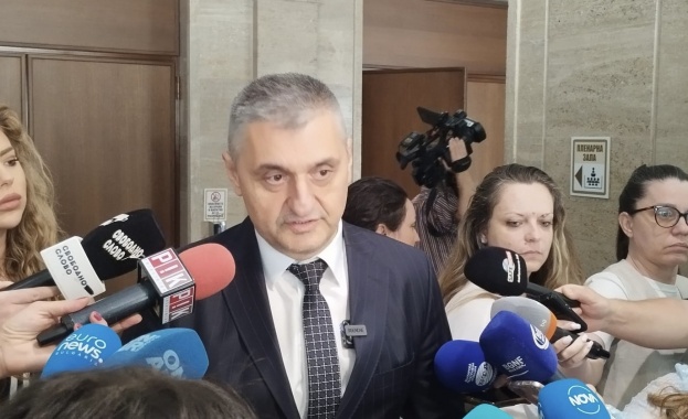 Кирил Добрев: Предлагаме пълна забрана на тротинетките