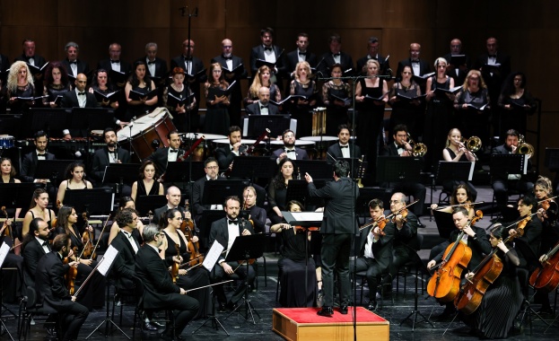 Националният филхармоничен хор откри 53-тото издание на Истанбулския музикален фестивал