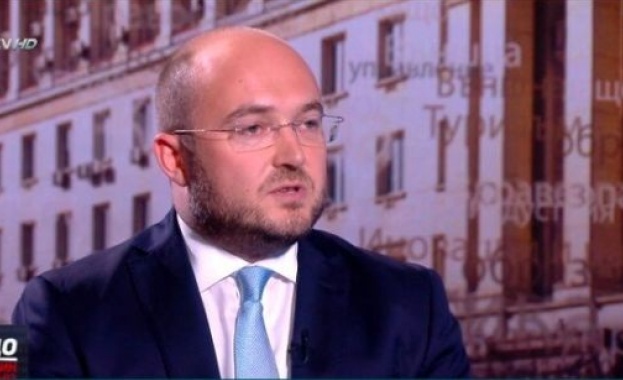 Временното отстраняване на българския европрокурор Теодора Георгиева е много голямо