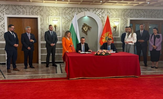 Министърът на младежта и спорта на България Иван Пешев и