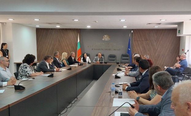 Още 45 споразумения на стойност близо 77 млн лв за