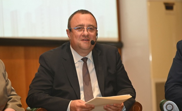 Иван Иванов: 200 млн. лв. от бюджета ще получат общините тази и следващата седмица за изпълнението на проекти по Инвестиционната програма