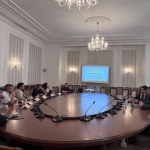 Браншови асоциации обсъдиха с лидерите на "Да, България" законопроекта за повече конкуренция при екотаксите върху стоките