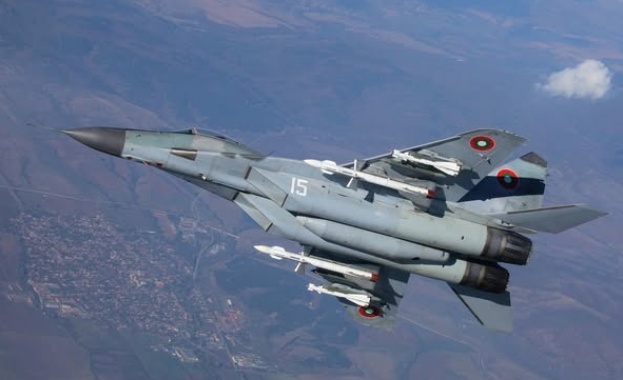 Изтребители на НАТО са реагирали незабавно и са прехванали руски