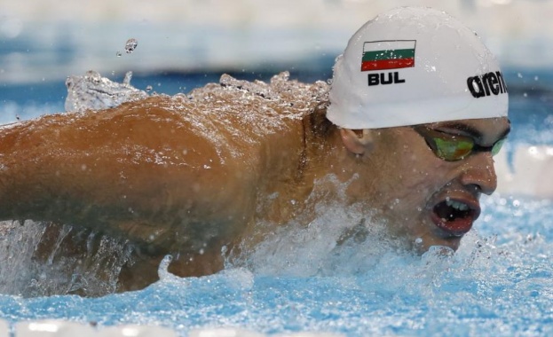 Петър Мицин спечели златен медал на 400 метра свободен стил