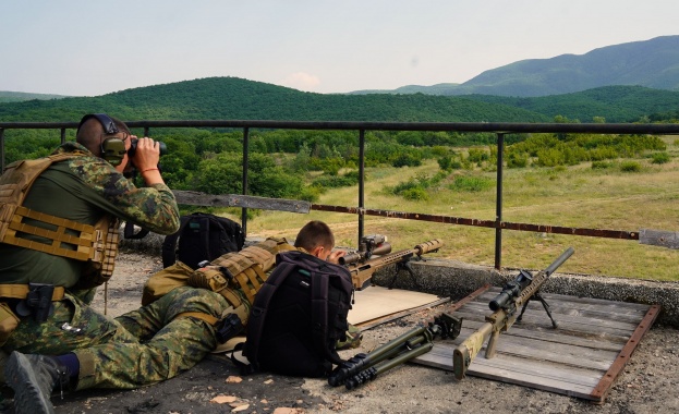 Съвместното командване на специалните операции СКСО беше домакин през юни
