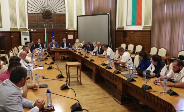 МЗХ обсъди актуални теми в земеделския сектор с всички заинтересовани страни