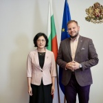 Зам.-министър Петър Младенов се срещна с временно управляващата посолството на Китай в България Уан Мин