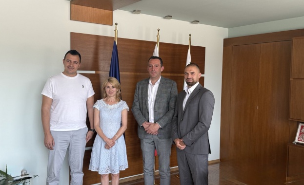 Спортните клубове младите ни атлети и техните треньори имат нужда