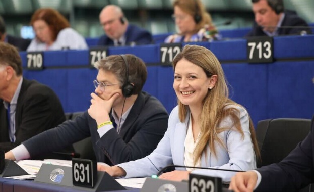 Цветелина Пенкова: „Това не е политическа победа, а икономическа възможност“ 