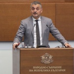 Кирил Добрев: Тротинетките ще имат регистрационен номер и гражданска отговорност, за да е ясно кой носи отговорност при инциденти