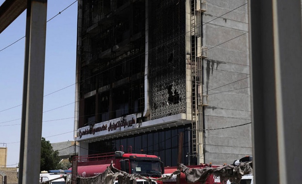 Огънят избухнал в източния град Ал Кут
Опустошителен пожар отне живота