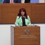 Петя Цанкова: Даваме възможност на всеки млад човек да учи, независимо от доходите на родителите му