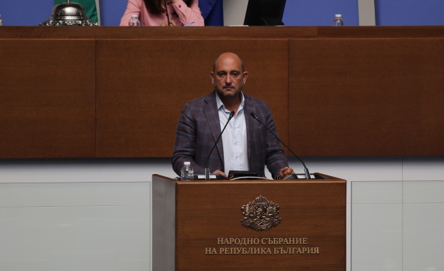 Безспорно е че трудът на лекарите и медицинските специалисти не