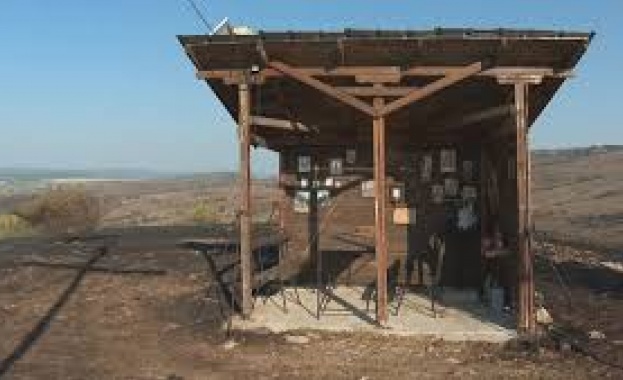 Единствено параклисът оцеля в Безден