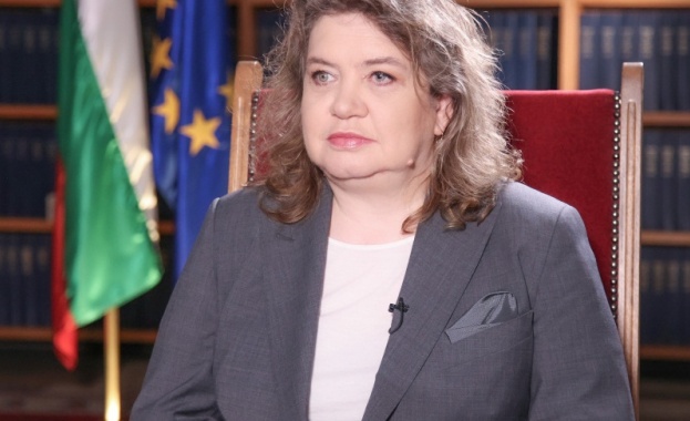 Председателят на парламента Наталия Киселова поздрави президента на Българската федерация