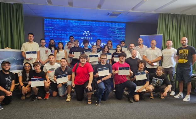 Приключи третото издание на Tech Academy в Бургас