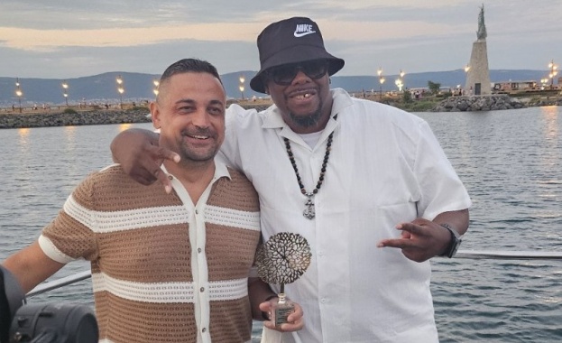 Кметът на Община Етрополе инж Владимир Александров получи награда за