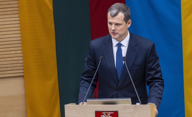 Кабинетът на Литва падна, след като премиерът обяви, че подава оставка