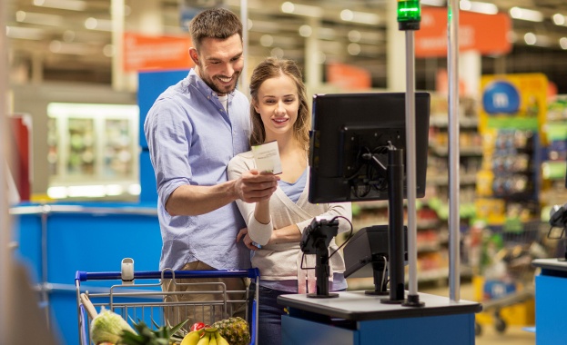 Lidl раздава 300 000 лв. за пазаруване през август 