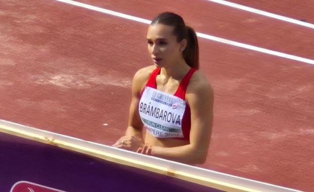 Сияна Бръмбарова се класира за финала в скока на дължина