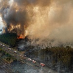 Пожарът в Южна Франция ще бъде овладян не по-рано от неделя вечер, съобщиха от пожарната служба